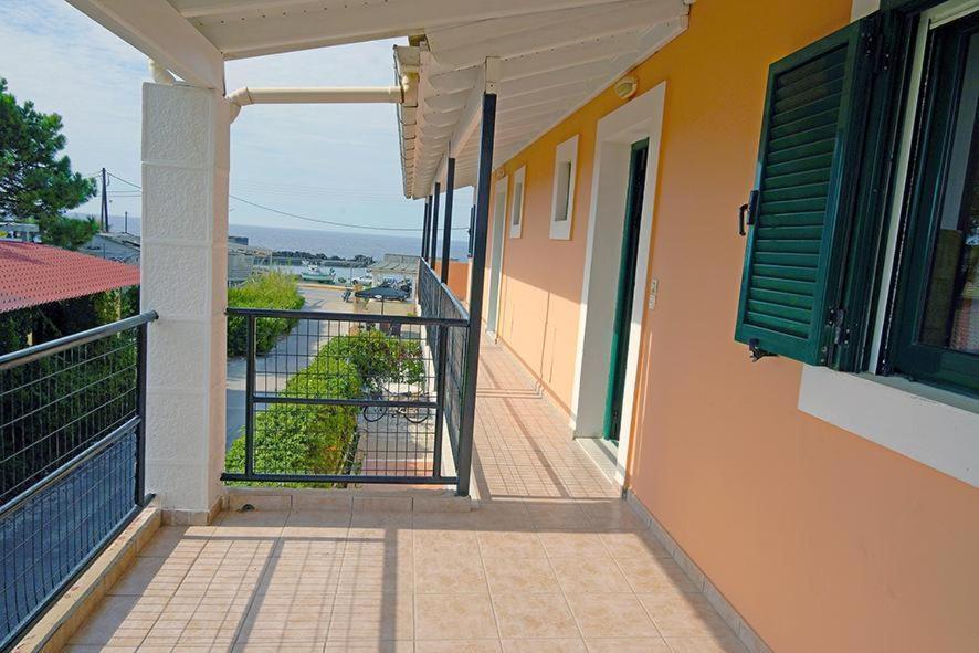 Aris Seaside Issos Beach Ájos Jeórjos Eksteriør bilde