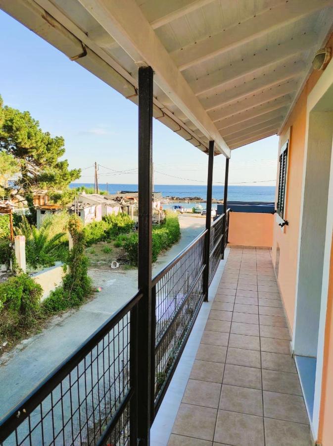 Aris Seaside Issos Beach Ájos Jeórjos Eksteriør bilde